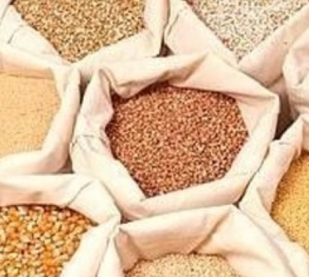 Yuswan Pakan Ternak: Menyediakan Kebutuhan Ternak Terbaik di Cilacap
